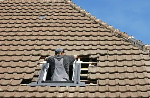 Pose de velux - Lamonzie Montastruc